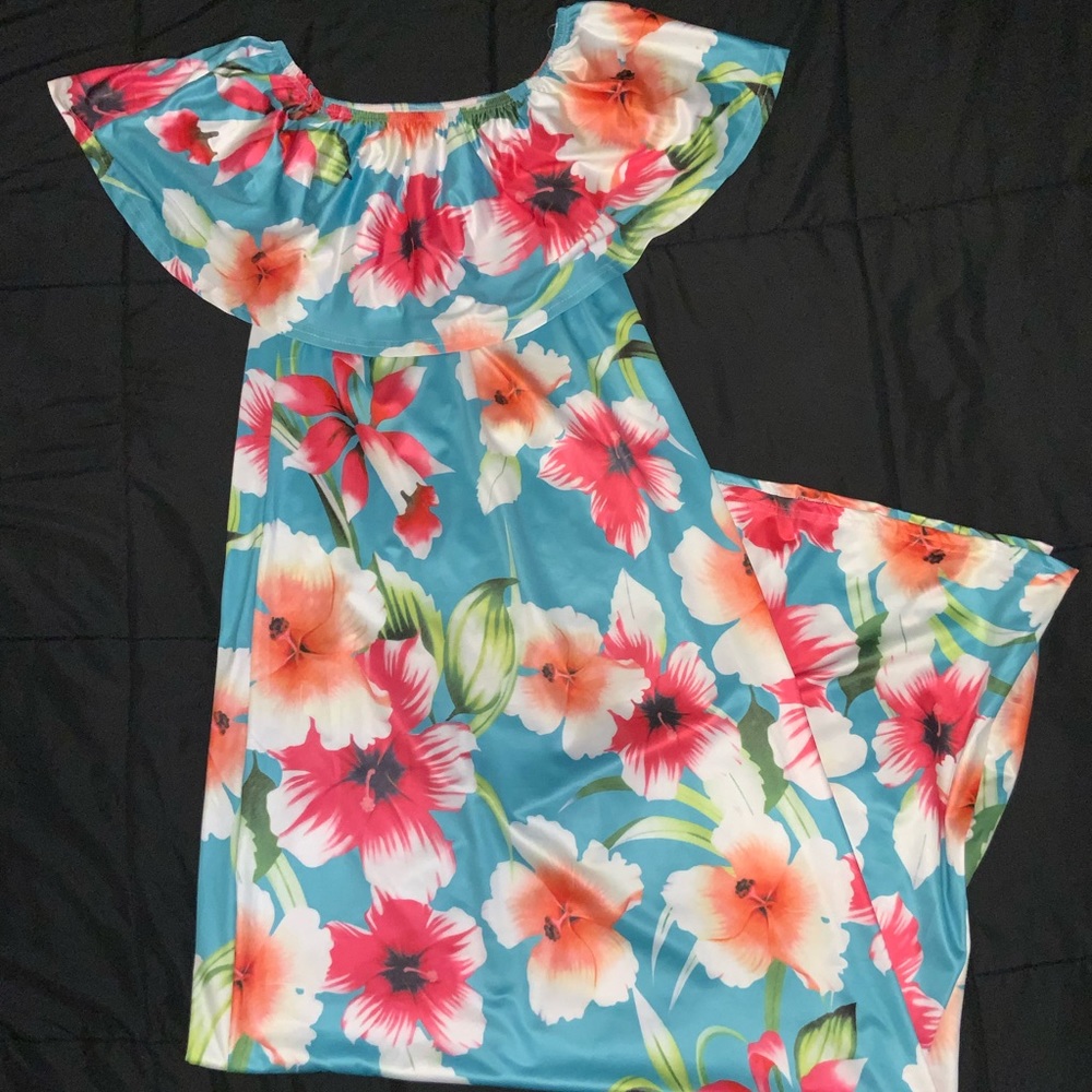 Hawaiian Floral Off the Shoulder Luau Maxi Dress